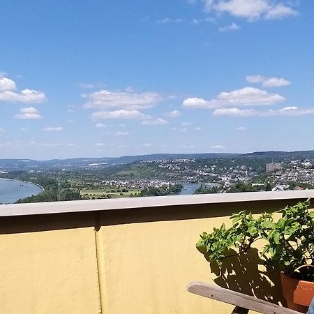 Rheinblick Am Rheinsteig Zur Festung Ehrenbreitstein Mit Balkon Und Sauna Urbar  Luaran gambar